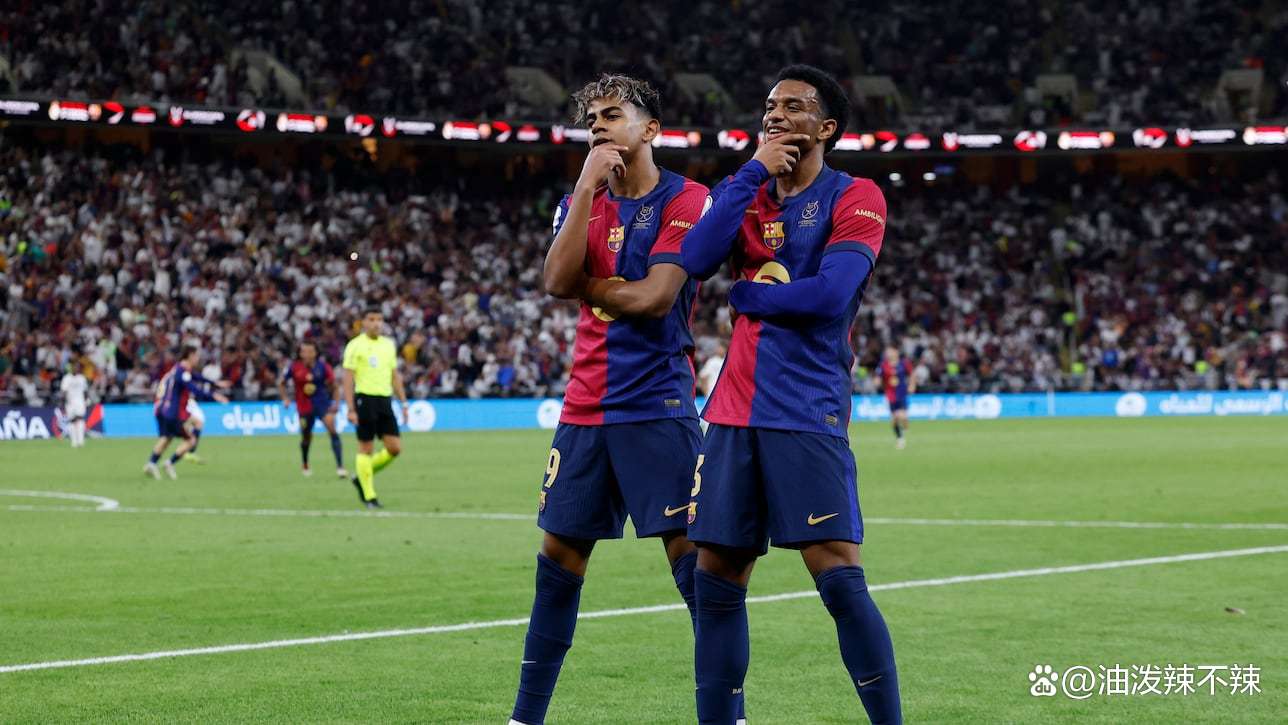 开云体育-莱万多夫斯基重返赛场,刷新纪录首场状态出色,皇家马德里观众沸腾!-开云体育