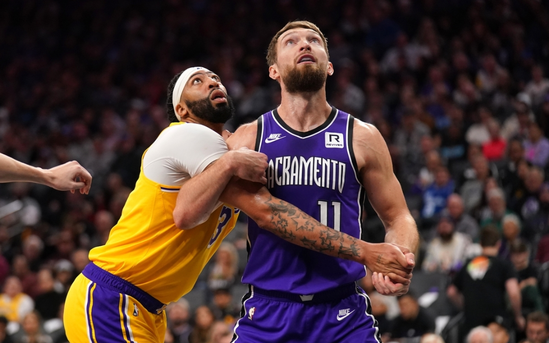 开云体育-里程碑夜萨克拉门托国王外线爆发；NBA常规赛国际比赛日刷纪录；质疑声仍在；临场指挥获称赞的简单介绍-开云体育