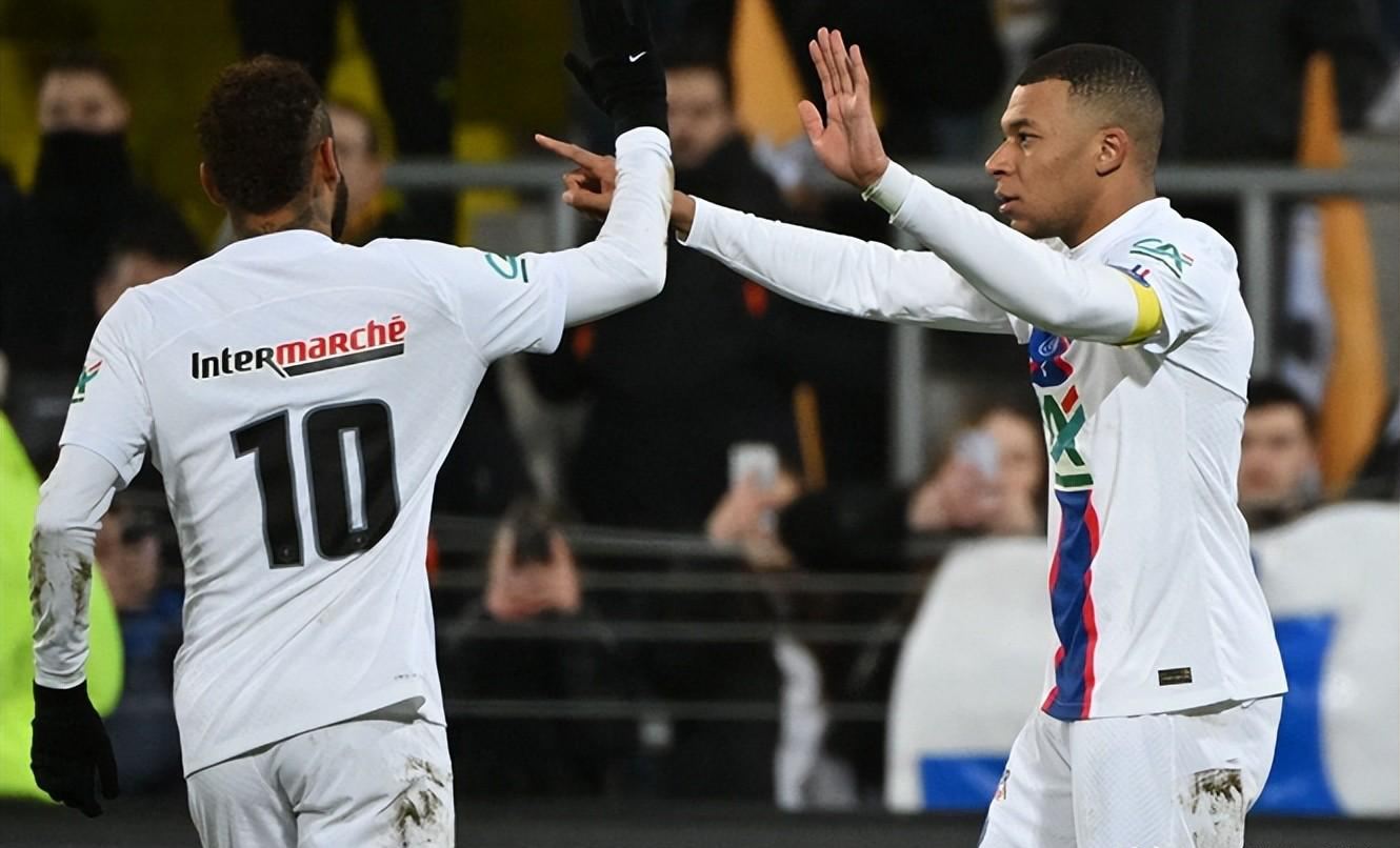 开云中国-包含转折点！本菲卡防线松动；法国杯清晨攻防权衡；底气十足；数据趋势出现新变化的词条-开云中国