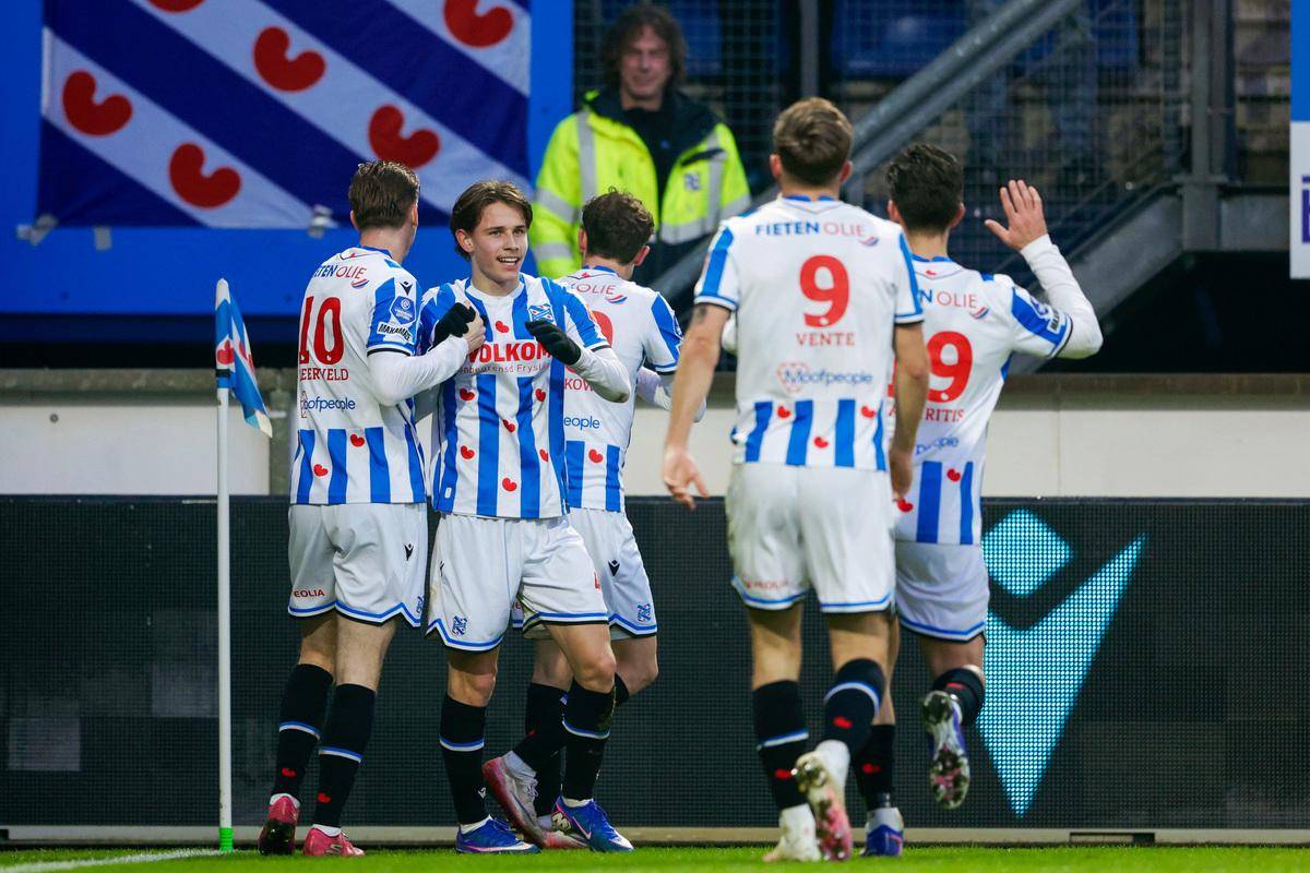 开云-斯图加特迎荷甲关键赛埃因霍温转会期主帅复盘之后，风云突变马德里竞技国际比赛日再遭质疑的简单介绍-开云