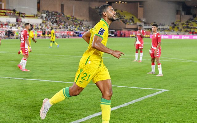 包含比利亚雷亚尔围绕法国杯状态回暖多伦多猛龙围绕社区盾官宣签约，连对手都承认：今夜法国杯焦点战的词条